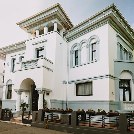 Vigo Hotel Ploiesti Bagian luar foto